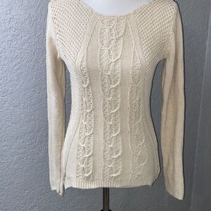 Between You and & Me cable knit soft fisherman style sweater Sz L